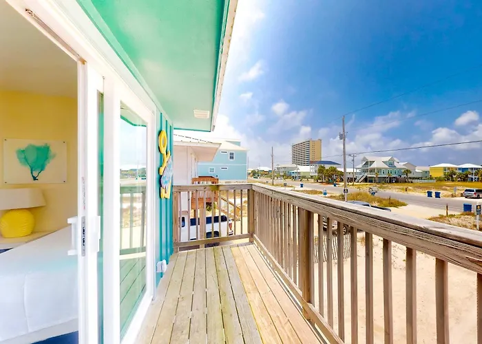 Holiday home Beachfront With Furnished Waterfront Deck Balcony & Ac *
